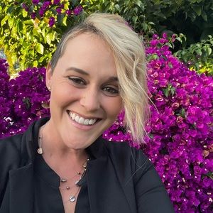 Meet your Posher, Lindsey